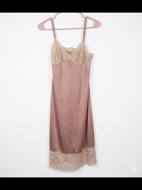 Vintage Vanity Fair Dusty Rose Satin Slip with Cream Lace